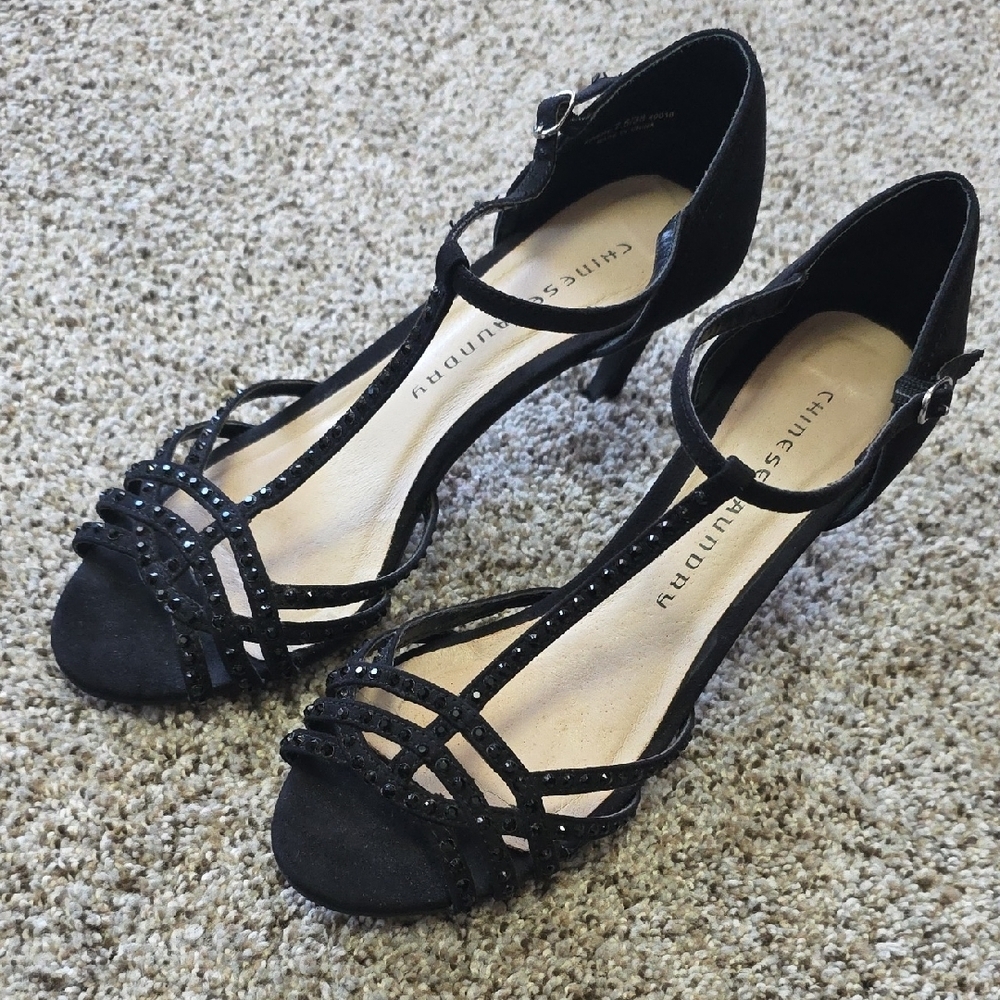 Chinese Laundry Black Strappy Heels - Picture 2 of 9